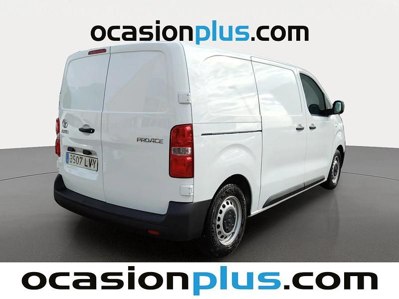 Usado Toyota Proace 102 CV (75 kW) 2022 Blanco Monovolumen