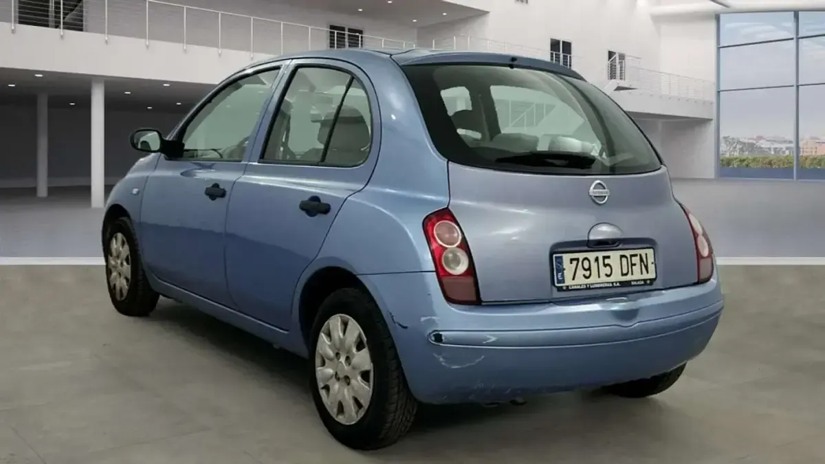 Usado Nissan Micra Visia 65 CV (47 kW) 2005 Azul Utilitario