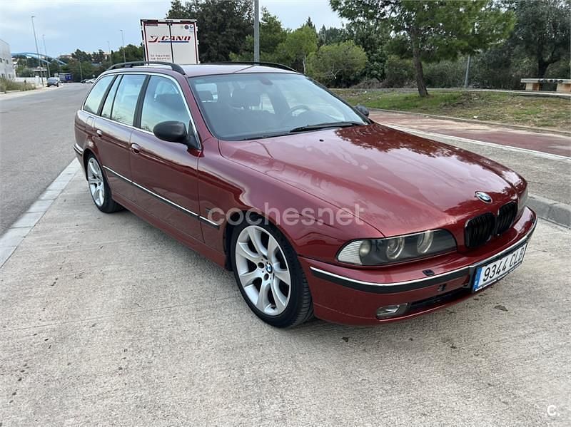 Rojo Usado 2000 BMW 530 Comfort Edition Familiar | 3500 € (Precio justo) - Imagen 1/4