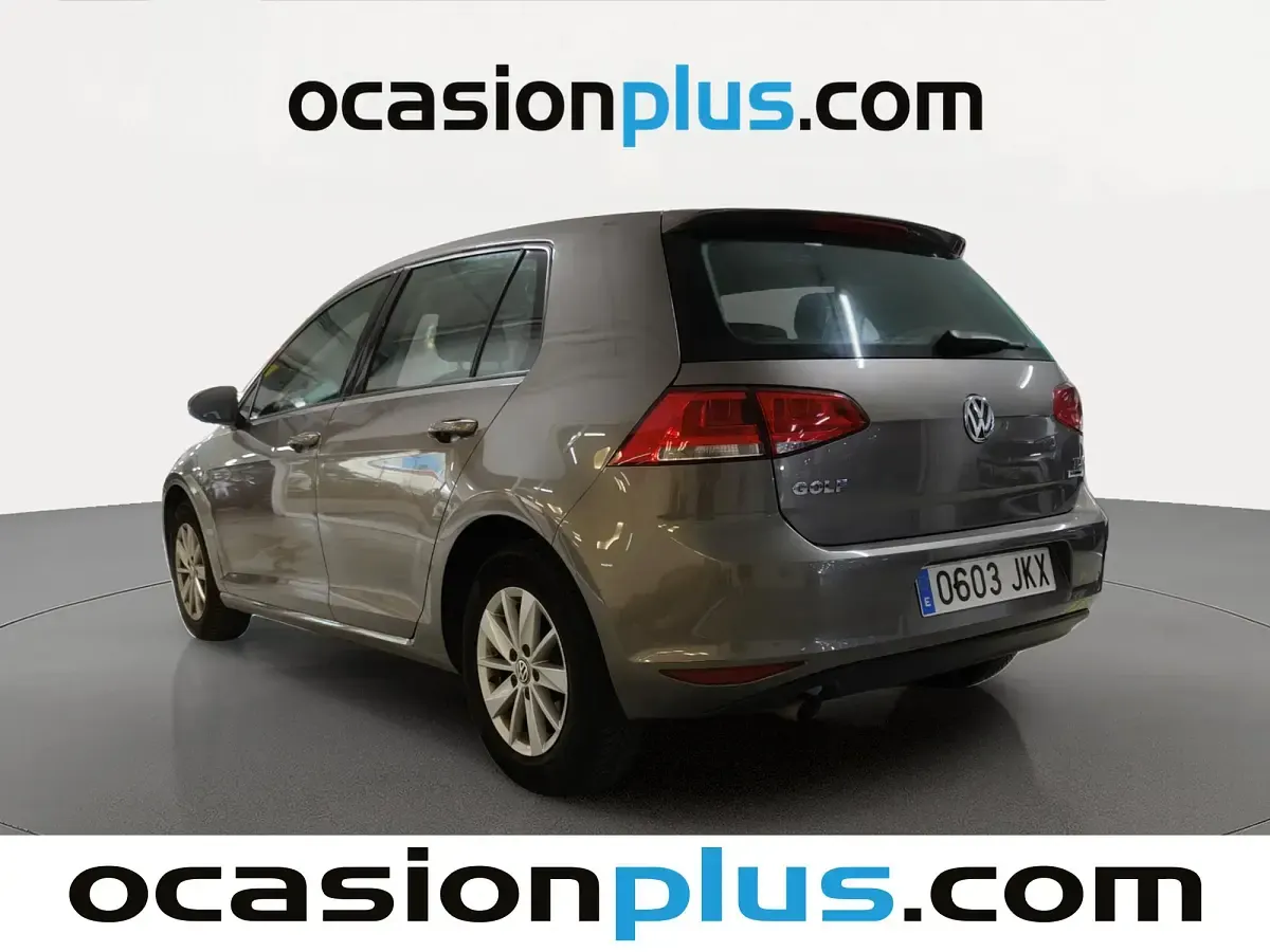 Usado VW Golf VII Business 110 CV (80 kW) 2015 Gris Utilitario