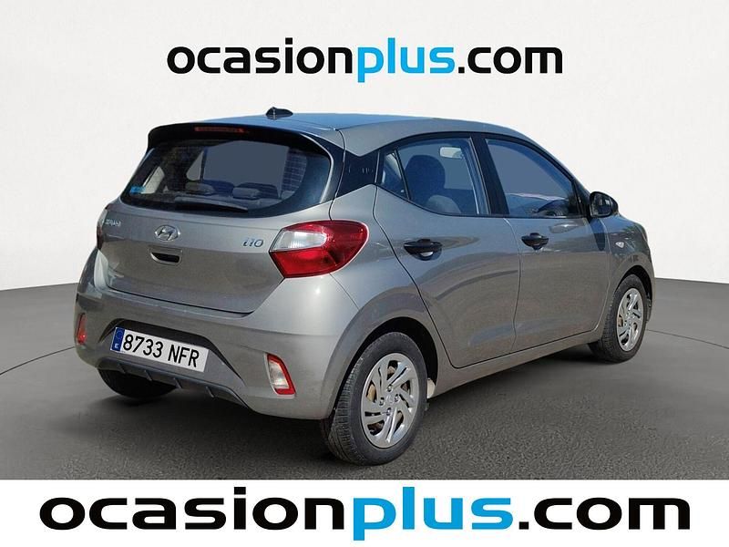 Usado Hyundai i10 67 CV (49 kW) 2022 Gris / plata Utilitario