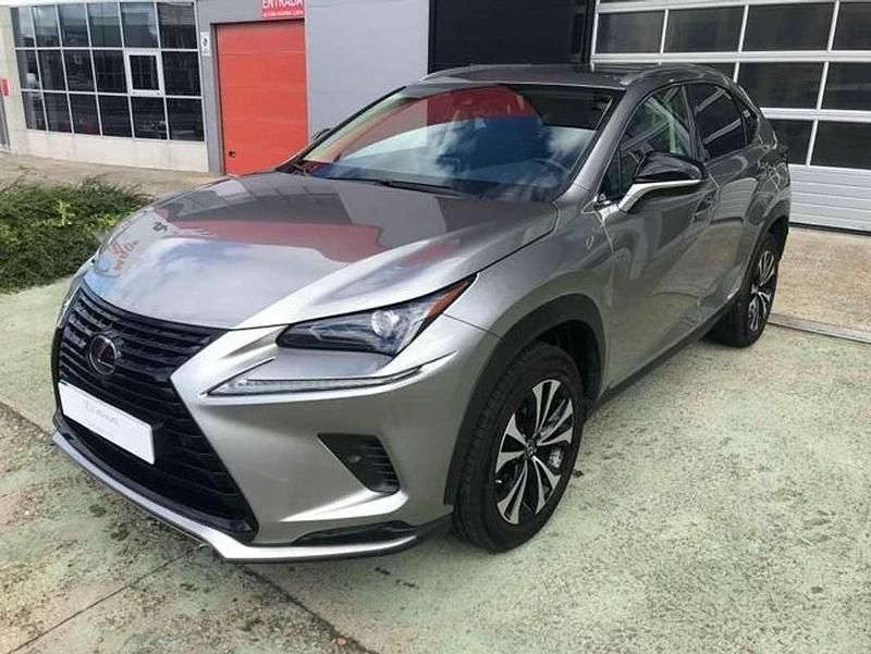 Usado Lexus NX300h Business Edition 197 CV (144 kW) 2021 Gris SUV