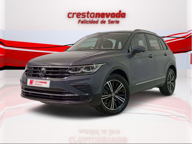 Usado 2023 VW Tiguan Life SUV | 38.691 € (Caro) - Imagen 1/4