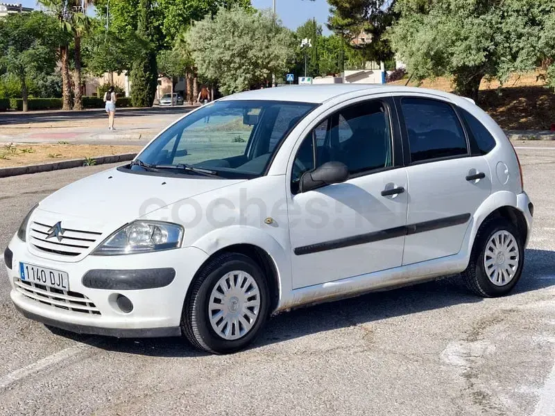 Usado Citroën C3 92 CV (67 kW) 2005 Blanco Berlina