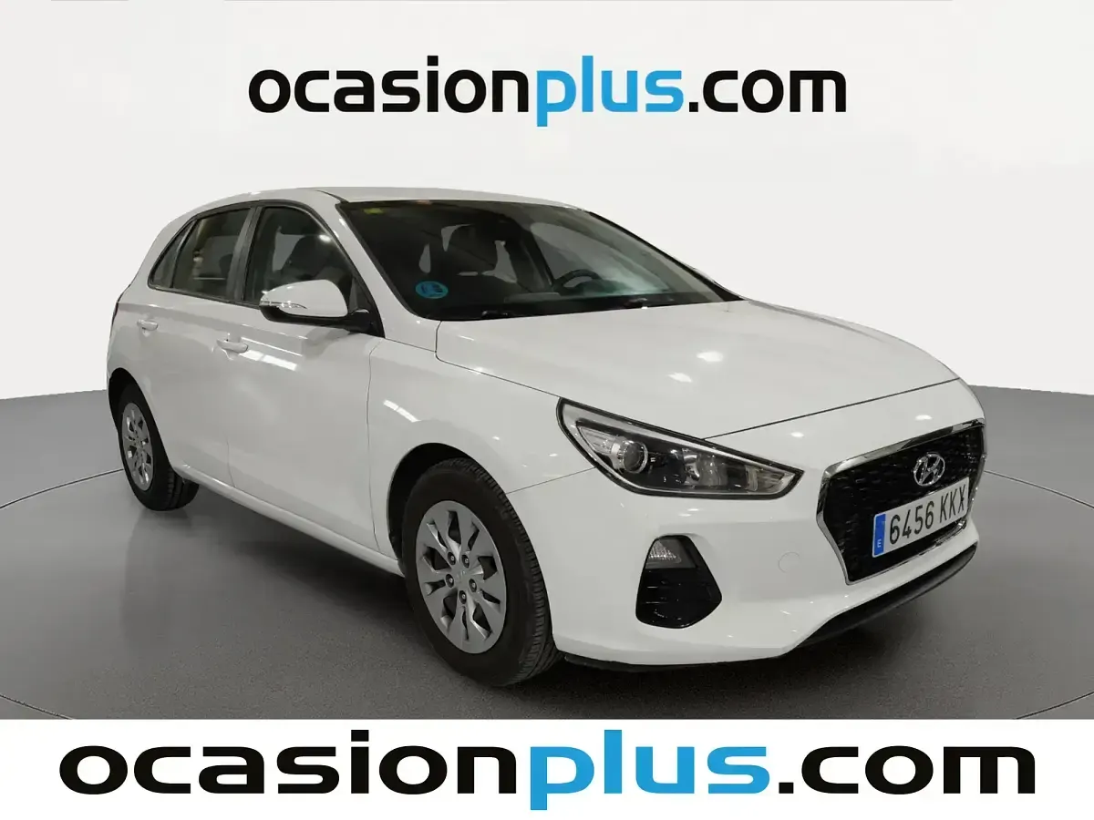 Usado Hyundai i30 120 CV (88 kW) 2018 Blanco Berlina