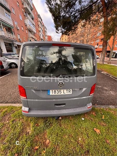Usado VW Multivan 150 CV (110 kW) 2021 Gris / plata Van