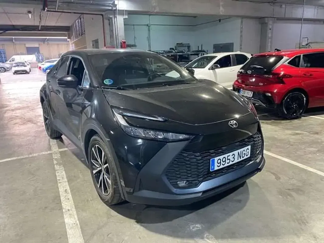 Usado Toyota C-HR Advance 140 CV (102 kW) 2025 Negro SUV