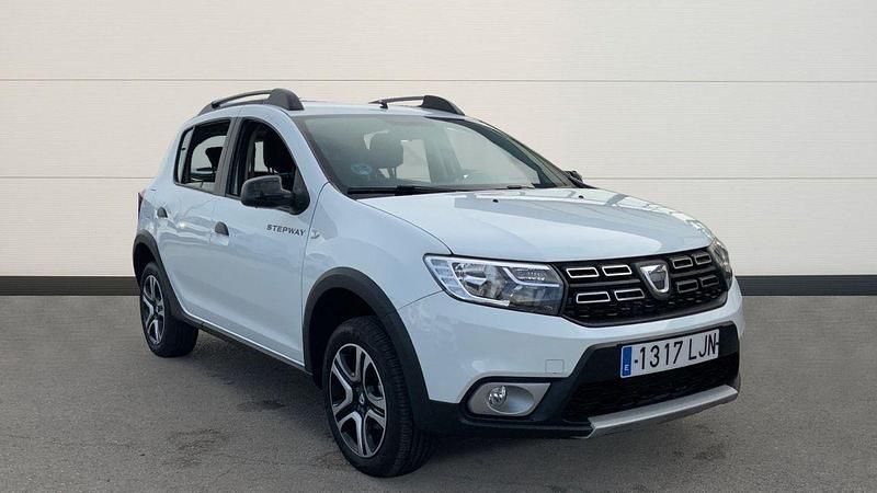 Blanco Usado 2020 Dacia Sandero Essentiel Utilitario | 13.000 € (Precio justo) - Imagen 1/4