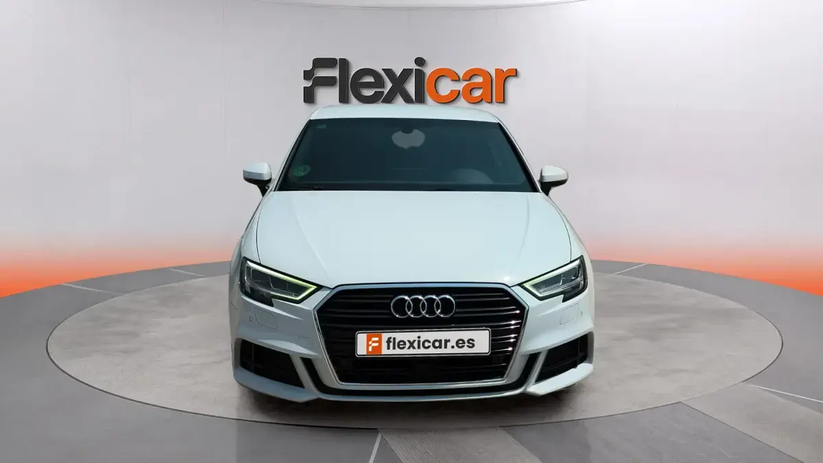Usado Audi A3 Premium 116 CV (85 kW) 2018 Blanco Berlina