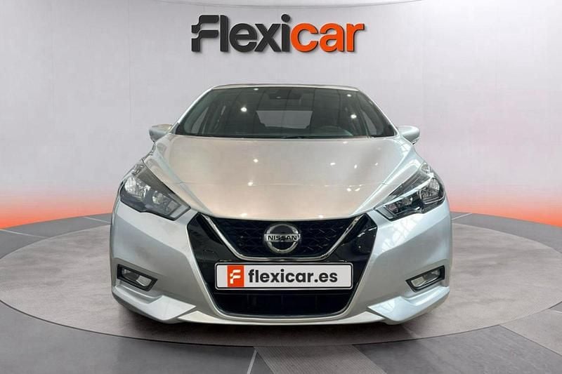 Usado Nissan Micra Acenta 92 CV (67 kW) 2021 Gris Utilitario