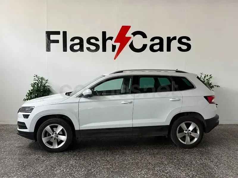 Usado Skoda Karoq Ambition 115 CV (84 kW) 2019 Blanco SUV
