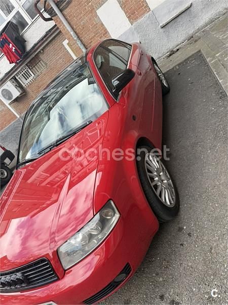 Usado Audi A4 150 CV (110 kW) 2002 Rojo Berlina