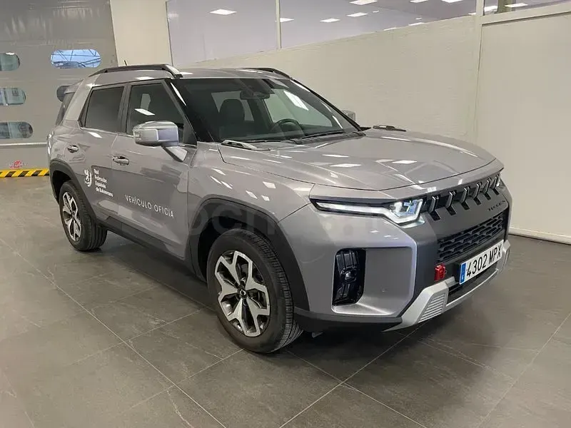 Usado KGM Torres 163 CV (119 kW) 2024 Gris / plata SUV