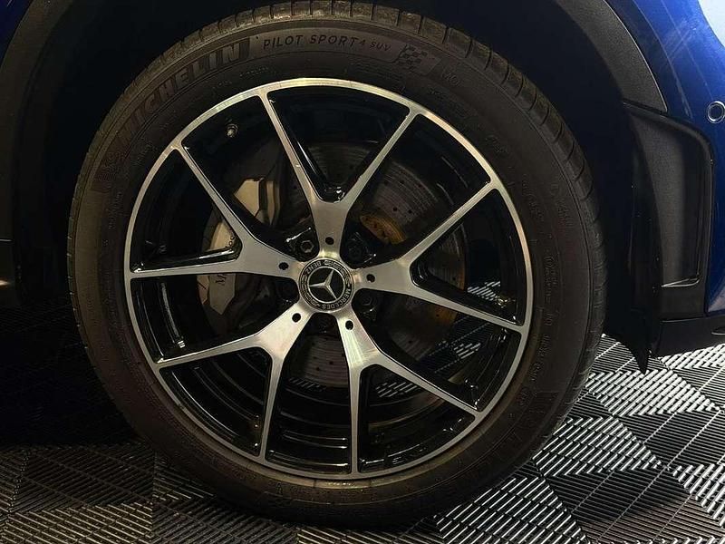 Usado Mercedes GLC300e 321 CV (236 kW) 2020 Azul Coupe