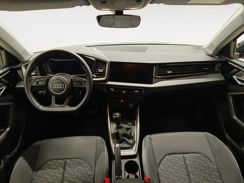 Usado Audi A1 Sportback 116 CV (85 kW) 2025 Gris/plata Utilitario