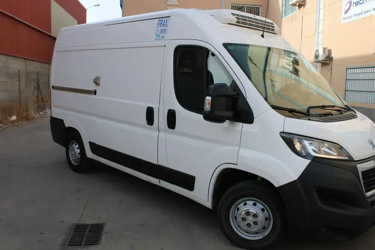 Usado Peugeot Boxer 110 CV (80 kW) 2019 Blanco Van