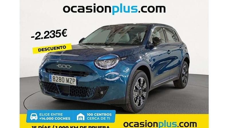 Azul Nuevo 2025 Fiat 600 SUV | 22.355 € (Precio justo) - Imagen 1/1