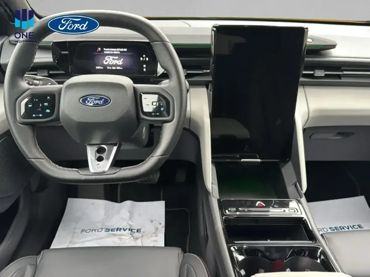 Nuevo Ford Capri Premium 210 kW (286 CV) 2025 Amarillo SUV