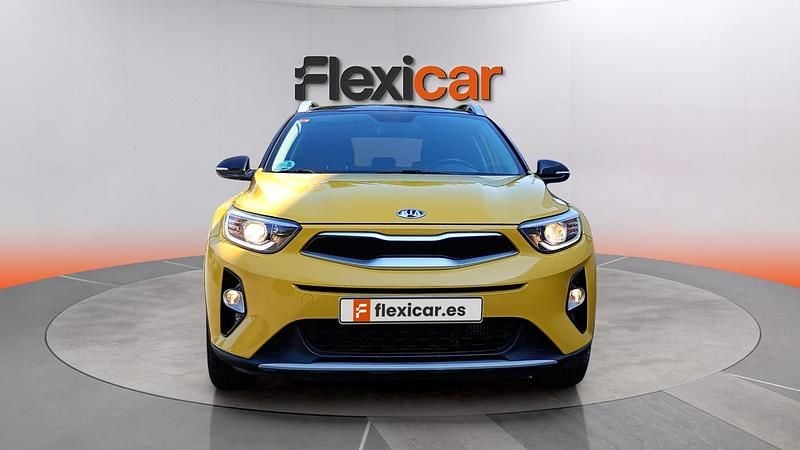 Usado Kia Stonic 120 CV (88 kW) 2018 Amarillo SUV