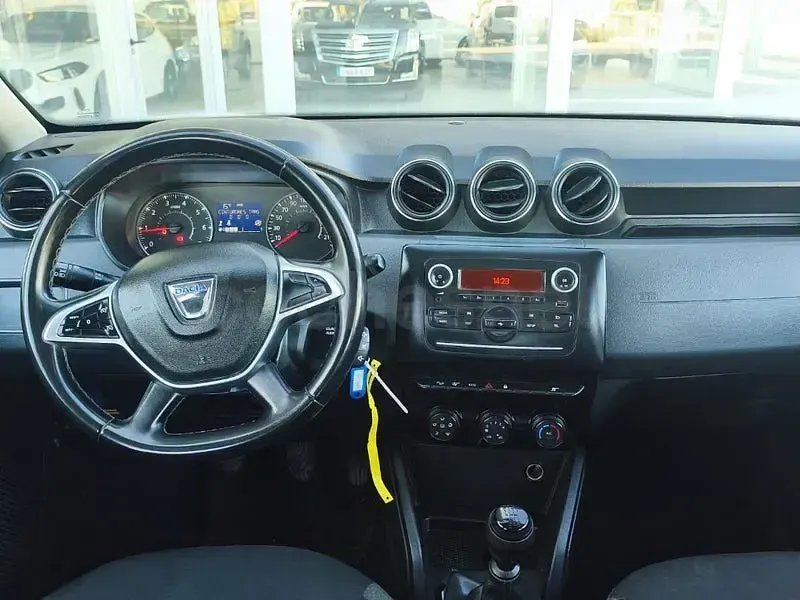 Usado Dacia Duster Essentiel 115 CV (84 kW) 2022 Blanco SUV