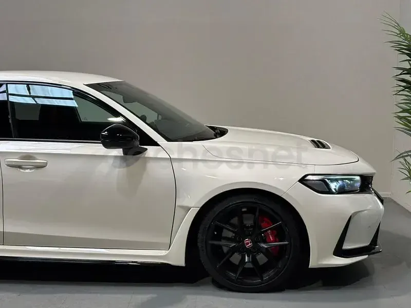 Usado Honda Civic Type R 329 CV (241 kW) 2025 Blanco Berlina