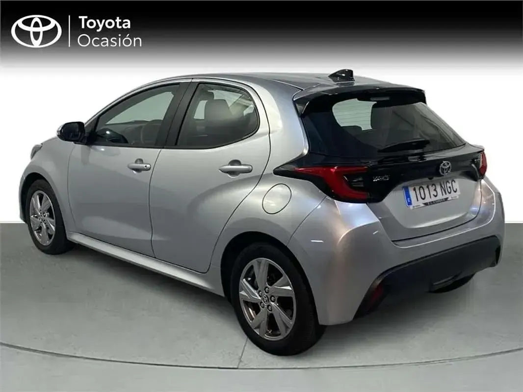 Usado Toyota Yaris Active 116 CV (85 kW) 2025 Utilitario