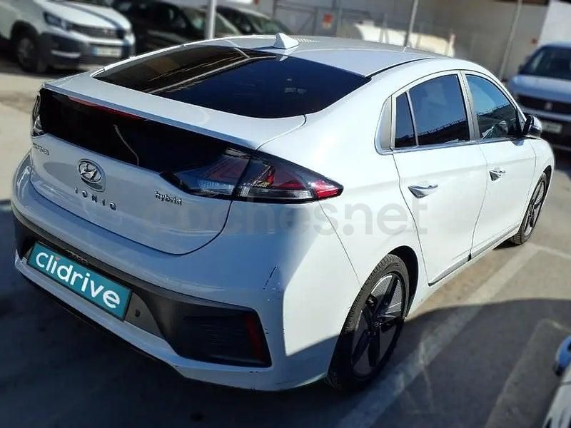 Usado Hyundai Ioniq 141 CV (103 kW) 2022 Blanco Utilitario