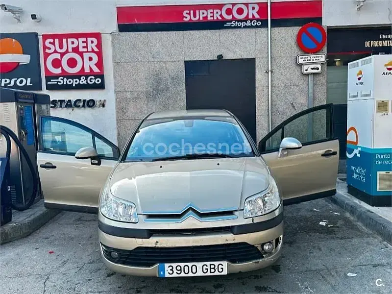 Usado Citroën C4 92 CV (67 kW) 2008 Beige Berlina