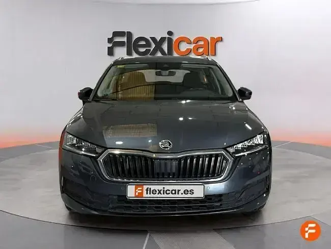 Usado Skoda Octavia Ambition 150 CV (110 kW) 2020 Gris