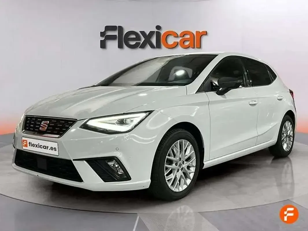 Usado Seat Ibiza XCELLENCE 116 CV (85 kW) 2024 Blanco Utilitario