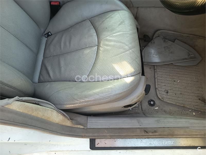 Usado Mercedes E320 Elegance 204 CV (150 kW) 2003 Blanco Berlina