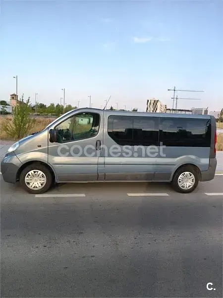 Usado Opel Vivaro 114 CV (83 kW) 2010 Azul Monovolumen