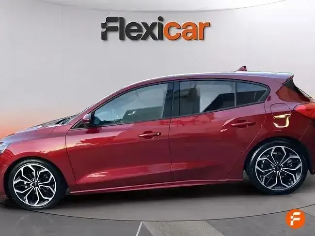 Usado Ford Focus ST-Line 120 CV (88 kW) 2018 Granate Berlina