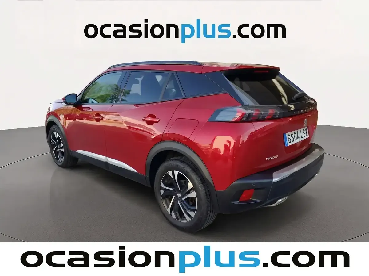 Usado Peugeot 2008 Allure 130 CV (95 kW) 2021 Rojo SUV