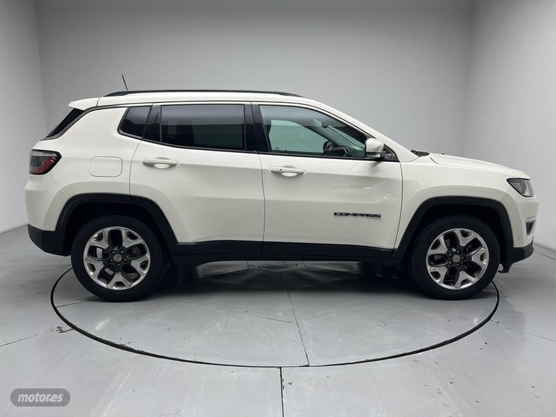 Usado Jeep Compass Limited 120 CV (88 kW) 2018 Blanco SUV