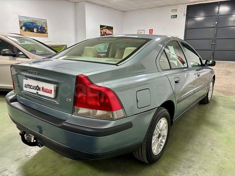 Usado Volvo S60 Kinetic 130 CV (95 kW) 2004 Verde Berlina