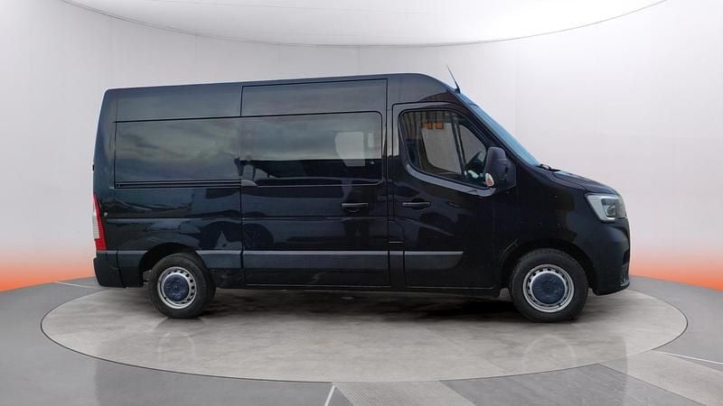 Usado Renault Master 136 CV (100 kW) 2021 Negro Monovolumen