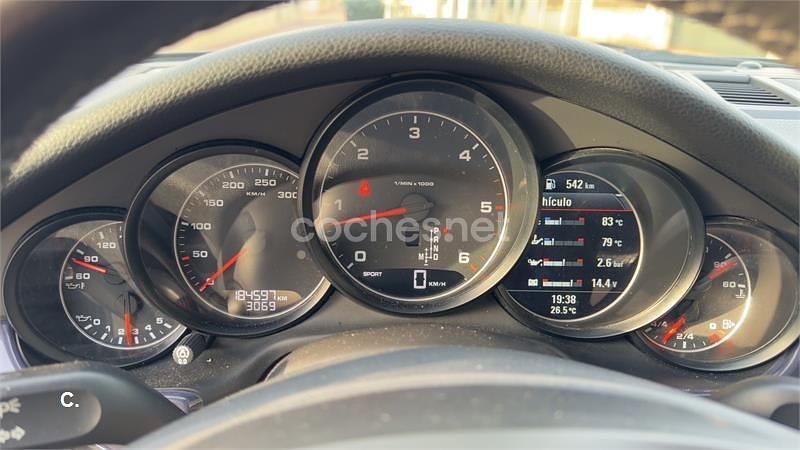 Usado Porsche Panamera 250 CV (183 kW) 2012 Negro Utilitario