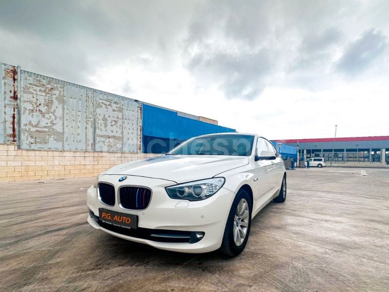 Blanco Usado 2011 BMW 530 Gran Turismo Berlina | 9900 € - Imagen 1/4