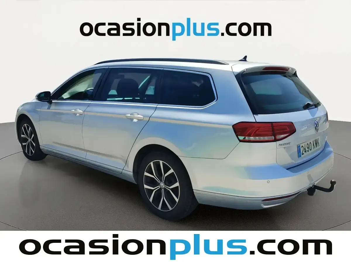 Usado VW Passat Advance 150 CV (110 kW) 2019 Gris Familiar