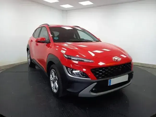 Usado Hyundai Kona 121 CV (88 kW) 2022 Rojo SUV