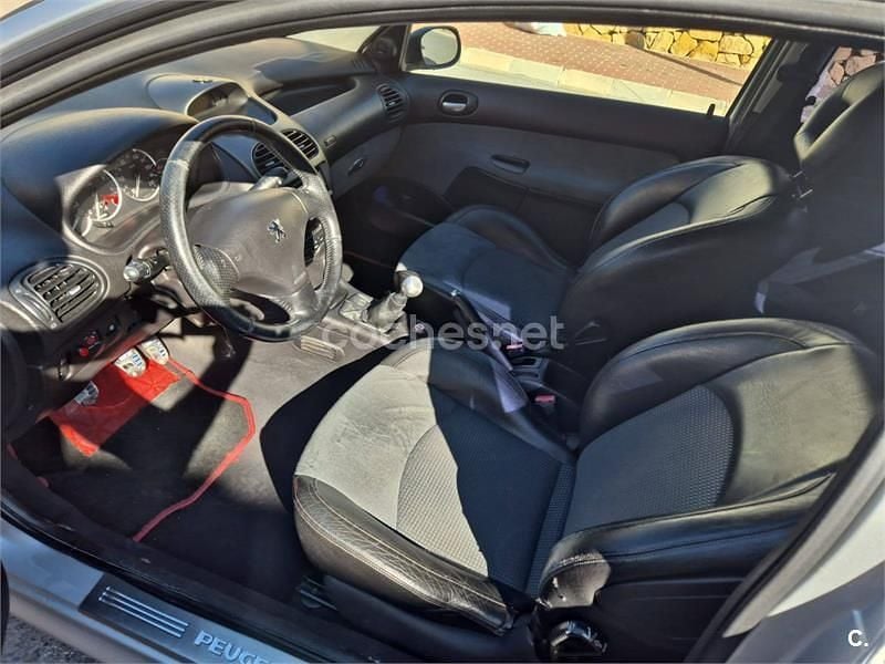 Usado Peugeot 206 GTi 138 CV (101 kW) 2004 Gris / plata Berlina