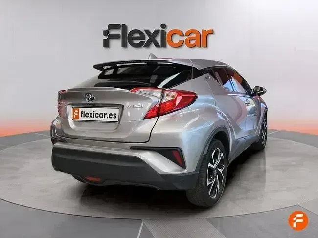 Usado Toyota C-HR Advance 122 CV (89 kW) 2019 Gris / plata SUV