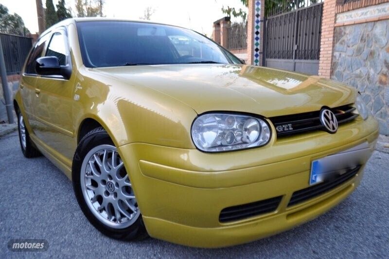 Amarillo Usado 2000 VW Golf IV GTI Berlina | 5300 € - Imagen 1/4