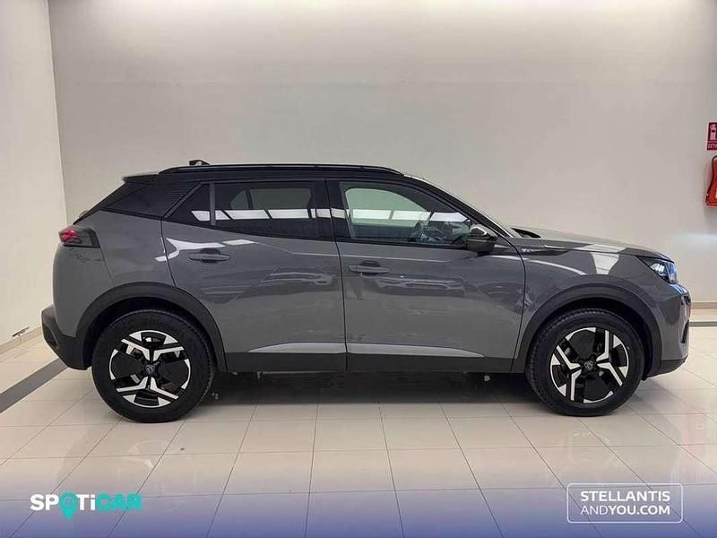 Usado Peugeot 2008 GT 131 CV (96 kW) 2023 Gris SUV
