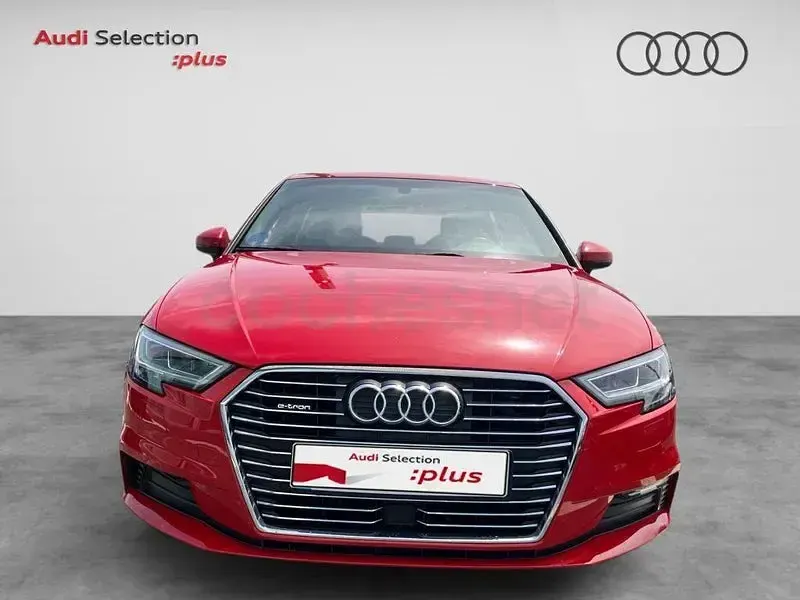 Usado Audi e-tron S-Line 204 CV (150 kW) 2019 Rojo SUV