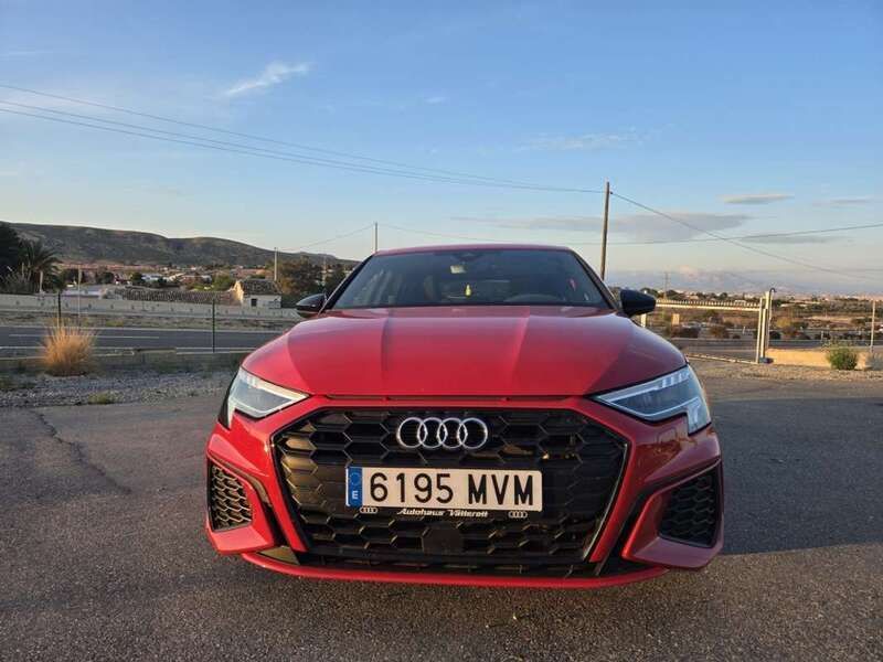 Rojo Usado 2021 Audi A3 e-tron S-Line Utilitario | 34.500 € - Imagen 1/4