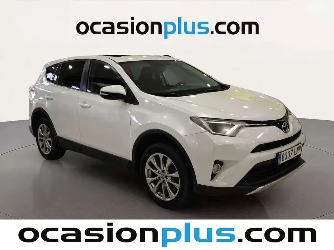 Usado Toyota RAV4 Advance 143 CV (105 kW) 2016 Blanco SUV
