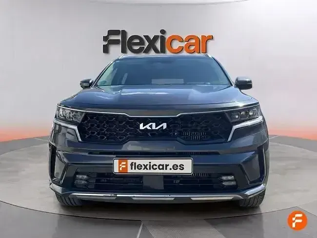 Usado Kia Sorento Plus 230 CV (169 kW) 2024 Gris SUV