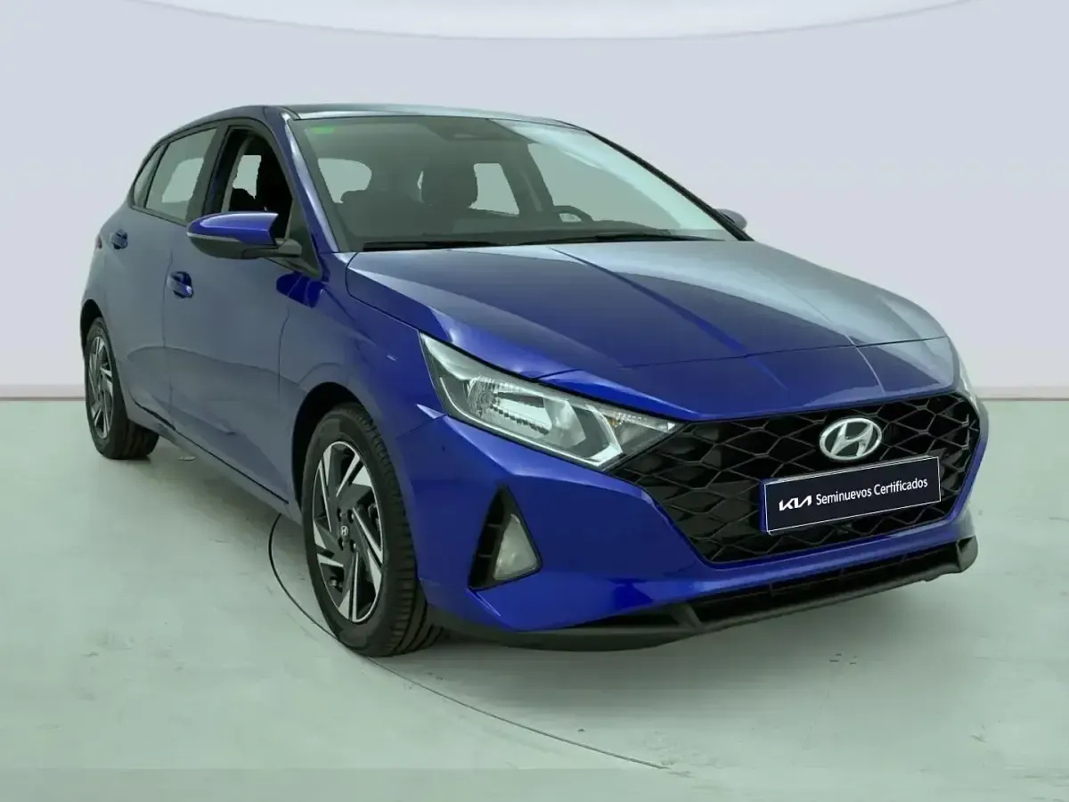Usado Hyundai i20 100 CV (73 kW) 2022 Azul Utilitario